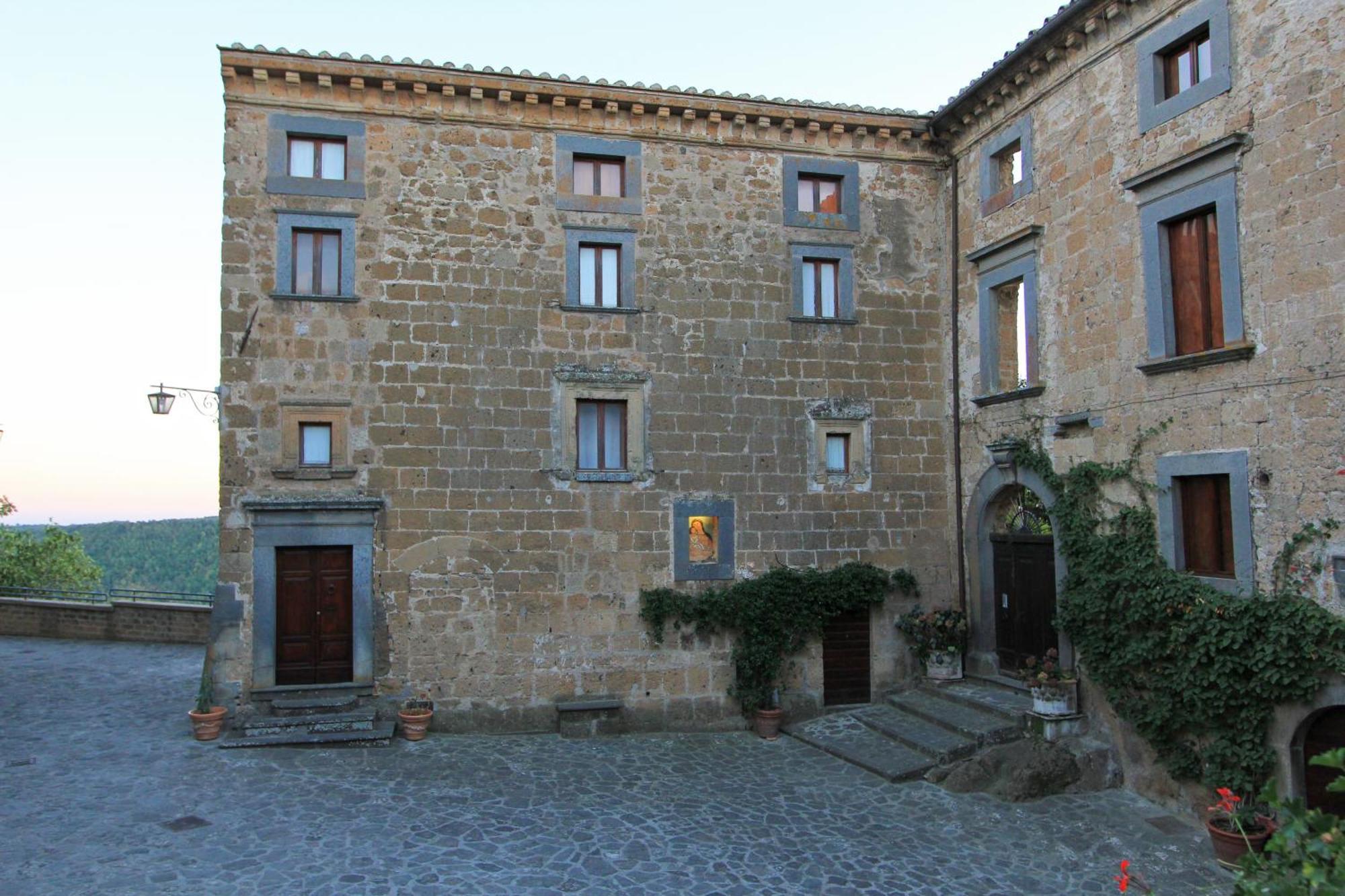 La Rocca - Palazzo Pallotti Lubriano Екстериор снимка